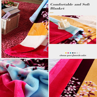 Selimut flanel rajutan lembut ukuran kustom desain bunga cetak musim dingin tempat tidur bahan poliester sublimasi dicetak penggunaan rumah