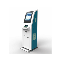 Quiosco de autoservicio con escáner de código de barras QR autocomprobación en quiosco de hotel