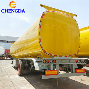 Brandneuer 4-Achs-3-Fach-Volltank-LKW, Anpassbar - Product Image 1