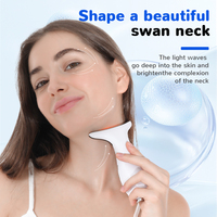 Prix de gros marque privée 2025 nouveau modèle chaud froid visage cou appareil de beauté lifting du visage Vibration masseur outil de soin de la peau