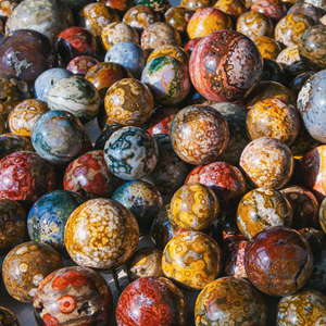 Offre Spéciale – Sphères de Jaspe Océanique Polies et Colorées – Pierres Naturelles de Guérison – Différentes Tailles – Idéales pour Collection - Product Image 3
