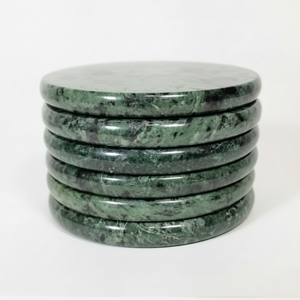 Dessous de verre faits à la main en marbre vert rond 4x4 pouces ensemble de dessous de verre de table décoratifs - Product Image 1