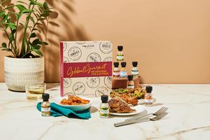 Coffret Cadeau de Collection d'<span class=keywords><strong>Épices</strong></span> Gourmandes avec Assaisonnements Grecs, Italiens, Mexicains et <span class=keywords><strong>Cajun</strong></span>, Incluant Sel et Poivre en Boîte - Product Image 4