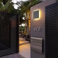 Applique murale LED étanche extérieure pour balcon et cour Construction en aluminium avec diffuseur trempé