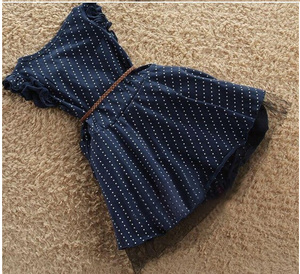 Vêtements pour enfants de style coréen en gros, robe sans manches à pois mignonne avec ceinture à nœud pour les petites filles, en provenance de Chine - Product Image 3