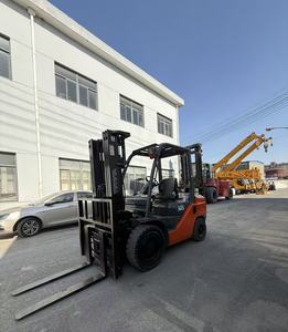 Matériel de construction d'occasion, chariot élévateur Toyota TCM HELI japonais de 3/5/7/8/10/15/16/25/30 tonnes à vendre, équipement de levage. - Product Image 3