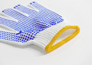 Guante de punto sin costuras de hilo de algodón blanco de PVC punteado calibre 7/10 guante de trabajo de seguridad de lunares dobles de PVC construcción antideslizante - Product Image 3