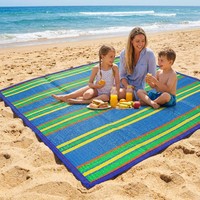 Tapis de plage portable - Tapis de pique-nique réversible en paille PP avec poignées - Design rayé coloré, résistant au sable, tapis de plage familial