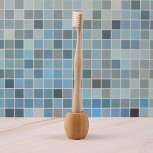 Set di Spazzolini da Denti in Bambù Organico con Setole Extra Morbide per Uso Quotidiano Familiare - Product Image 4