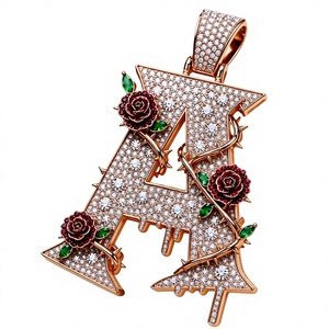 Pendentif lettre couleur or rose avec moissanite et strass, motif fil barbelé rose, cadeau bijou - Product Image 1