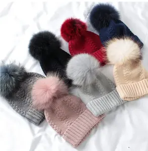 2023最新设计羊毛帽子搭配颜色真狐狸15厘米毛球冬帽针织pom pom帽女豆豆帽