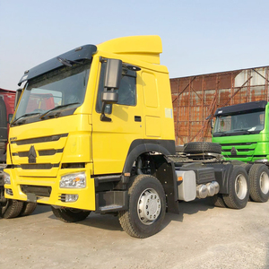 Tracteur TX7 de 460 chevaux avec un rapport de vitesse de 3.7, utilisé pour le transport de gravier et d'émissions Euro 3 - Product Image 1