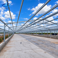 Bâtiment d'élevage préfabriqué en structure métallique pour projets agricoles