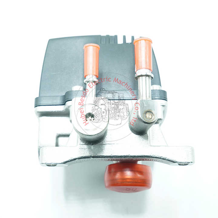 Source 4353197 A047T711 5472001 engines parts urea pump doser  