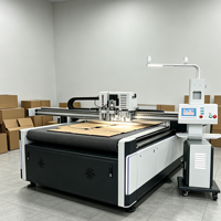 Machine de découpe CNC à positionnement par caméra TC pour la découpe d'autocollants de formes irrégulières