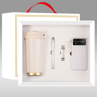 Ensemble cadeau d'affaires haut de gamme en gros avec logo personnalisé, comprenant une tasse de 500 ml, un stylo, une batterie externe USB de 10000 mAh - Design moderne pour hommes