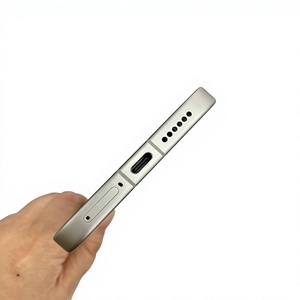 17 Pro Max, Bianco, 12GB+512GB, Set Completo Originale, Condizioni Eccellenti. Schermo Ausiliario Posteriore Intelligente Integrato - Product Image 6