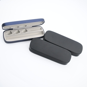 Durable PU and Metal Hard Case for Injection <b>Pen</b> Storage with Custom Logo and <b>Multiple</b> <b>Color</b> Options - Product Image 2