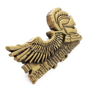 Fábrica de pines de solapa personalizados, insignia metálica personalizada para regalos temáticos de <span class=keywords><strong>Caballero</strong></span> y <span class=keywords><strong>Caballero</strong></span> Oscuro - Product Image 1
