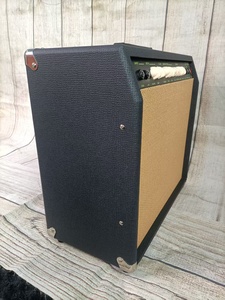 Custom logo electric guitar <b>speaker</b> with 65W amplifier, compatible with European, American, and Australian power <b>plug</b> standards - Product Image 4