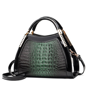 2025 nuovo classico Design <span class=keywords><strong>europeo</strong></span> <span class=keywords><strong>coccodrillo</strong></span> americano di grande capacità da donna borsa con cerniera Cross-Border tracolla Logo PU - Product Image 3