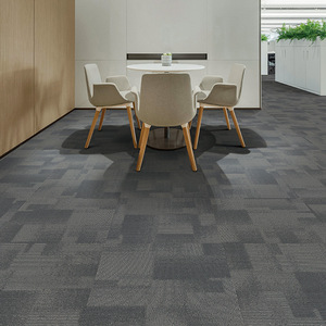 Alfombra de Oficina en Losetas Cuadradas con Rayas, Poliéster Ignífugo, Serie Kd606 607, Uso Comercial - Product Image 3