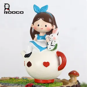 ROOGO Resin Fairy Garden Figurine Lolita Alice Dollhouse Miniature Home Decor Small Gift Items