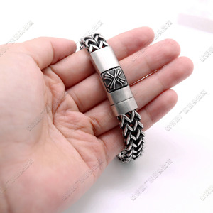 yunnique Unisex Stainless Steel <b>Chain</b> Bracelet With <b>Cross</b> Pattern Geometric Design For <b>Men</b> And Women - Product Image 4