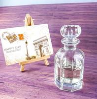 Bouteilles de parfum en gros de 150 ml - Flacons en verre doré/transparent avec bouchons en verre à anneau de fermeture, estampage à chaud, couleur personnalisée