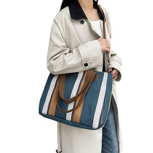 Bolso Bandolera de Lona a Rayas, Nuevo, de Gran Capacidad, Versátil para la Escuela y el Trabajo, Moderno y Práctico - Product Image 1
