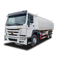 Camions de transport routier Howo 6x4, camion-citerne à carburant, camion-citerne de livraison de carburant à charge lourde pour la vente en gros en Afrique