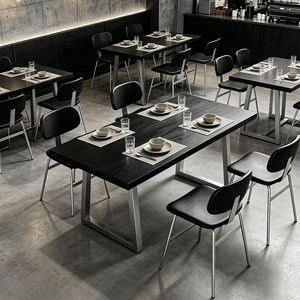 Tavoli Industriali in Legno Massello Nero con Sedie Imbottite per Caffè, Ristoranti, Bar, Piccoli Pub e Taverne - Telaio in Metallo Personalizzabile - Product Image 5