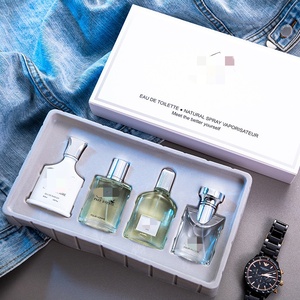 Coffret Cadeau <span class=keywords><strong>Parfum</strong></span> Longue Durée Exquis Quatre Pièces <span class=keywords><strong>Parfum</strong></span> <span class=keywords><strong>Homme</strong></span> Histoire Florale En Stock - Product Image 2