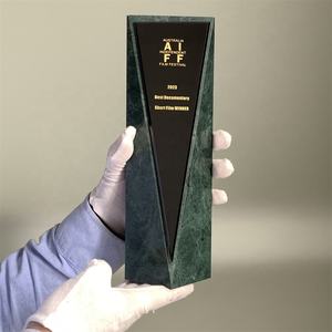 Trofeos de Piedra Verde de Alta Calidad ADL con Cristal Negro, Trofeo de Cristal Barato al por Mayor para Tiendas Minoristas - Product Image 3