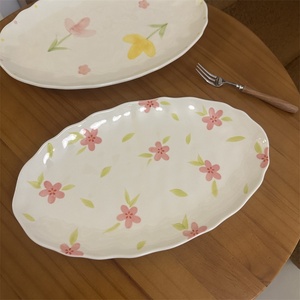 Plato <span class=keywords><strong>de</strong></span> cerámica con diseño <span class=keywords><strong>de</strong></span> corazón floral, estilo Ins irregular amasado a mano para <span class=keywords><strong>ensalada</strong></span> <span class=keywords><strong>de</strong></span> fiesta o postre, plato ovalado elegante - Product Image 5