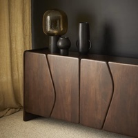 Buffet moderne personnalisé en brun foncé avec une ligne organique et un design sculptural, table basse, meuble TV, table d'appoint, table de divertissement