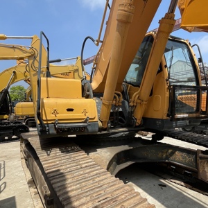 Excavadora Hidráulica Usada Hyundai R330LC-9S de 33 Toneladas, Modelo 2018, Motor Cummins, Maquinaria para Minería y Construcción - Product Image 5