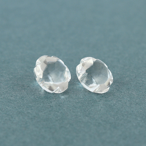 Topacio Blanco Natural, Corte Redondo en Forma de Flor, Gema Suelta, Certificado por Terceros, Venta al Por Mayor de Gopika Exports para la Fabricación de Joyas - Product Image 5