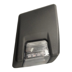 Pièces d'éclairage de camion de haute qualité, feux latéraux LED et lampes indicatrices pour camion 84139925 84139927 82446495 82467737 pour Volvo - Product Image 3