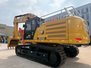 Moteur puissant, excavatrice sur chenilles CAT 345GC d'occasion, machine hydraulique de 45 tonnes pour le nivellement des terrains et le transport de débris - Product Image 2