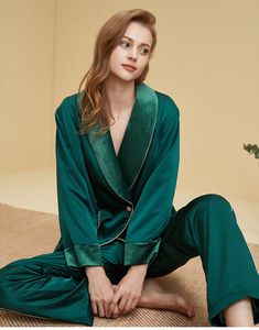 New Design French Style Silk Sleepwear Lingerie 2-Piece Private Label Loungewear Set Spring Velvet <strong>Pyjamas</strong> for Women <strong>Thermal</strong> - Product Image 3