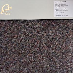 74% 재활용 폴리에스터 17% 아크릴 6% 울 3% 스판덱스 | 헤비급 브러시 원사 1/9NM | 어두운 겨울 니트웨어 멋진 원사 - Product Image 4