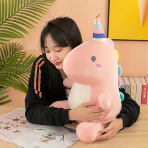 Peluches de dragon multicolores, adorables jouets en peluche en forme d'animaux, en polyester et coton PP, idéales comme cadeaux pour la maison, pour les garçons et les filles - Product Image 6