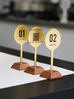 Support de numéro de table en laiton personnalisé, plaque de réservation de siège pour hôtel, restauration, banquet et décoration de café