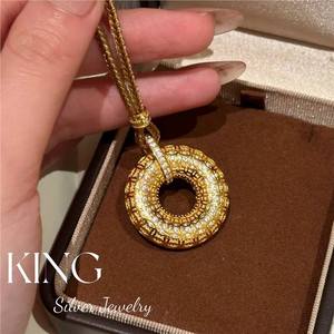Collier Pendentif Donut en Argent Sterling S925 Plaqué Or avec Micro-Incrustations, Bijou Quotidien King Silver - Product Image 1