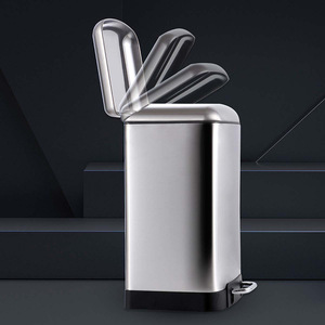 <span class=keywords><strong>Poubelle</strong></span> de classification à <span class=keywords><strong>trois</strong></span> <span class=keywords><strong>compartiments</strong></span> à pédale silencieuse 24L pour la maison - Product Image 4