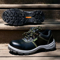 Sepatu Safety Pria Laris Manis, Anti Tusuk, Bahan Kulit Mikrofiber, Sol Tengah Baja, Sol Luar PU