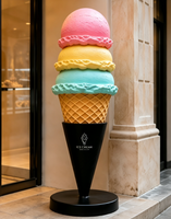 Sculpture décorative en forme de cornet de glace : Illuminez votre espace avec des designs créatifs, durables et accrocheurs