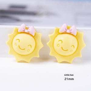 Dessin animé soleil lune étoiles nuages résine accessoires écologique crème colle bricolage étui de téléphone portable Patch cheveux dos plat noël nouveau - Product Image 6