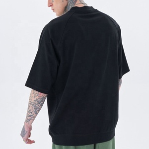 T-shirt surdimensionné personnalisé en coton épais 100 % pour homme, col montant, qualité supérieure, coupe ample et structurée, modèle vierge de luxe - Product Image 4